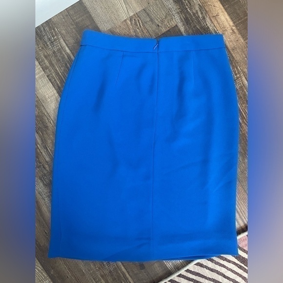J. Crew Size 2 Pencil Skirt - Picture 5 of 5
